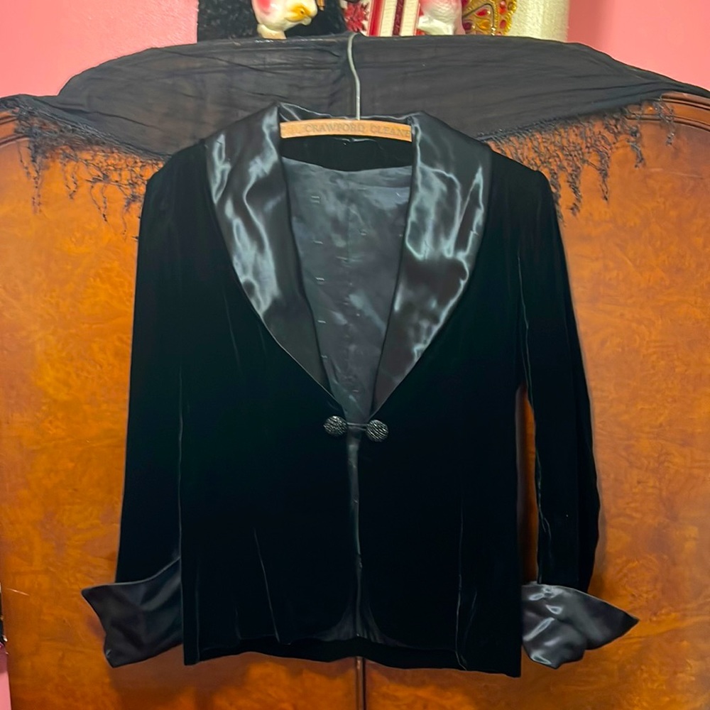 Vintage Velvet and Satin Black Cocktail Jacket small/medium….